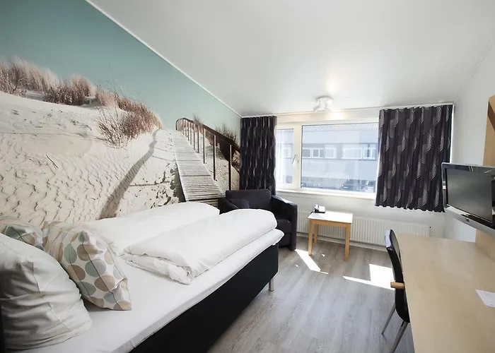 מלון Hedegaarden 3*